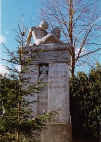 Kriegerdenkmal Alxing